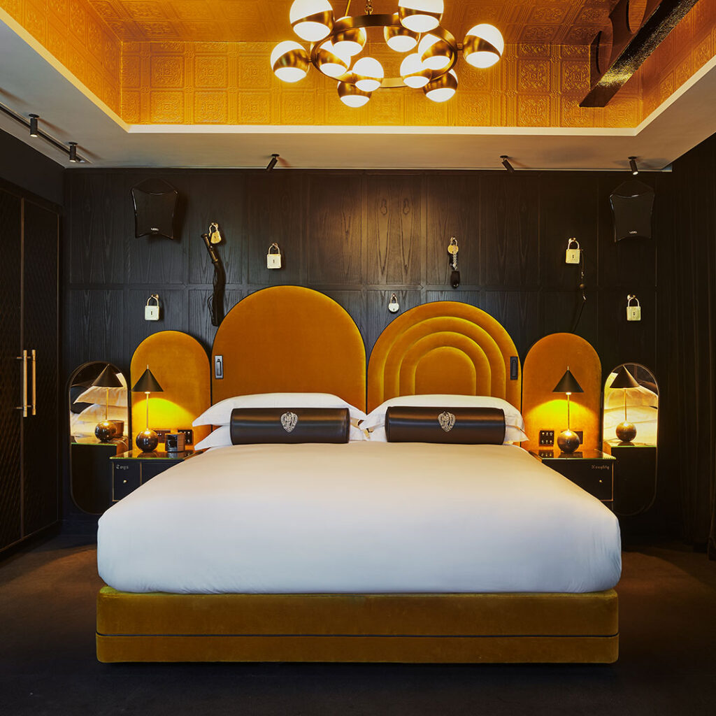 Lush Collective | Chateau Denmark London Luxury Room