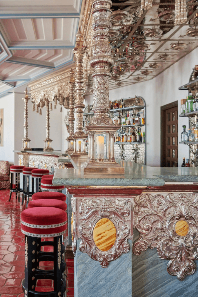 Lush Collective | Vermelho Hotel Xtian Restaurant Bar