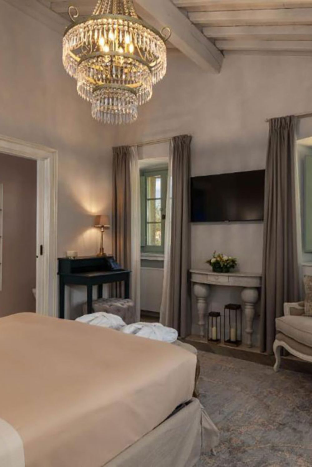 Lush Collective | Tablet Hotels I Borghi dell'Eremo Vocabolo Crocicchia, Piegaro, Italy Suite