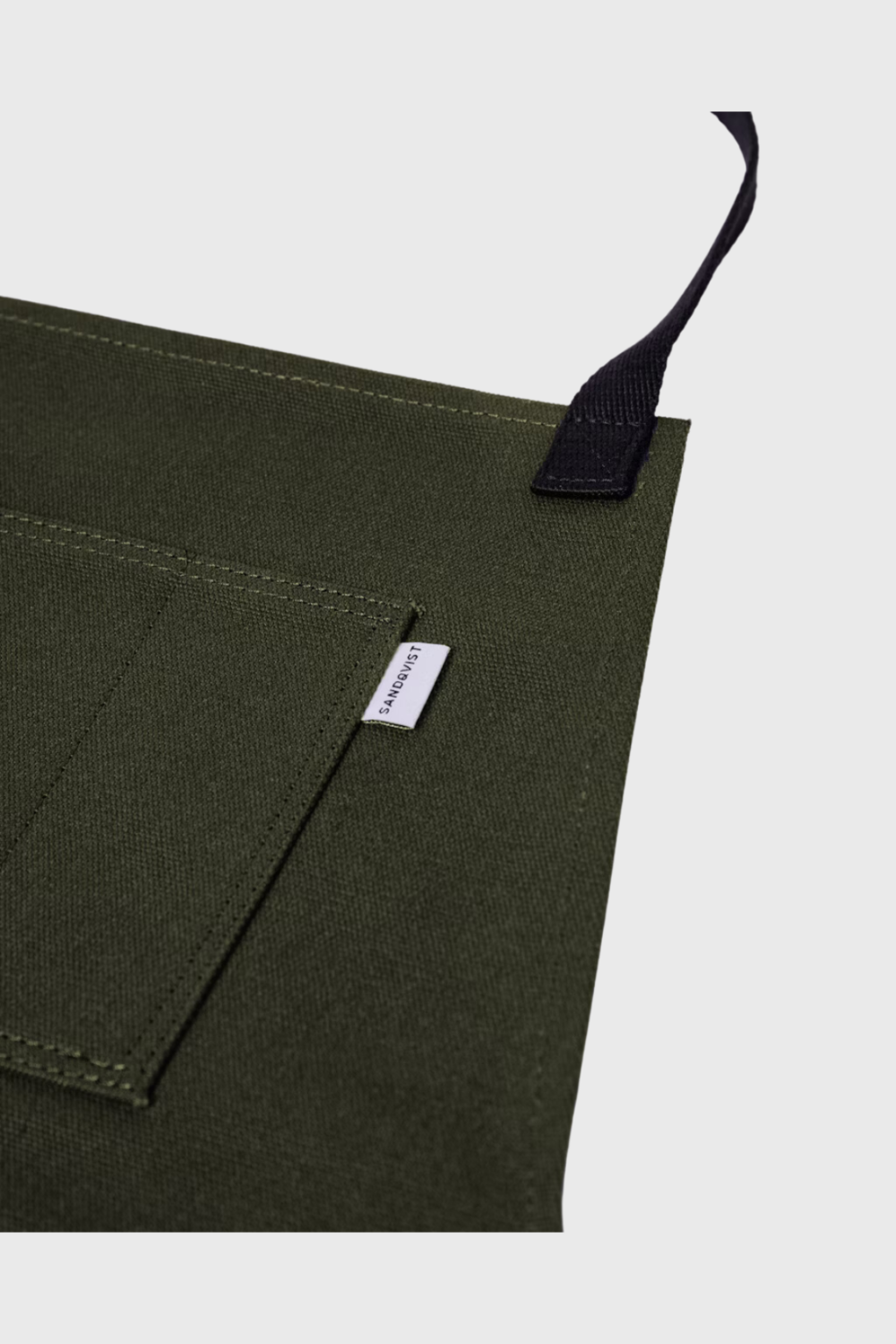 Lush Collective | Sandqvist Minimalistic Organic Cotton Apron Detail