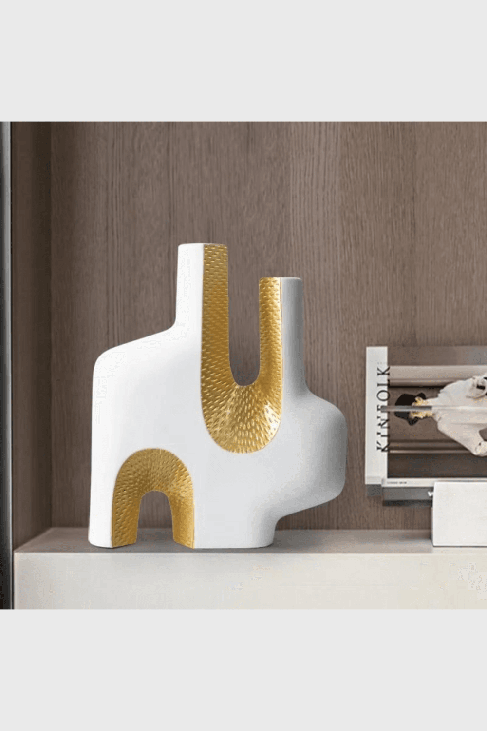 Lush Collective | Homary Modern Resin Abstract Sculpture Decorative Figurine Object Desk Decor Art White & Gold