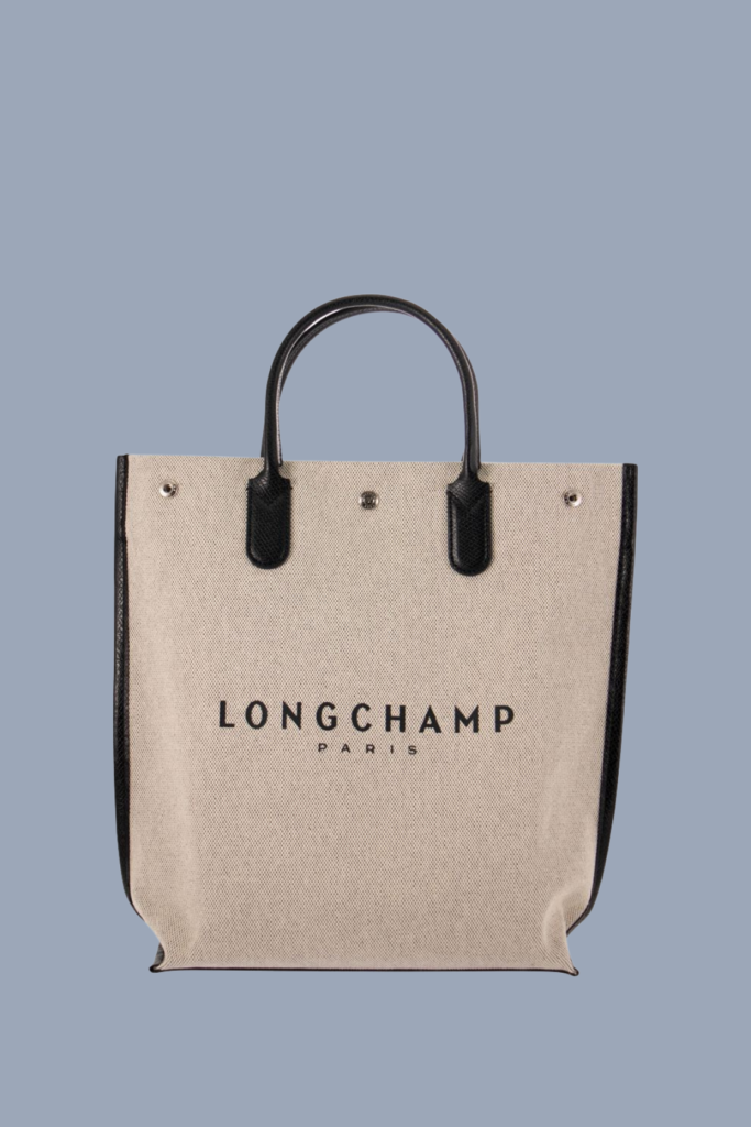 Lush Collective | LONGCHAMP
Essential M Tote Bag