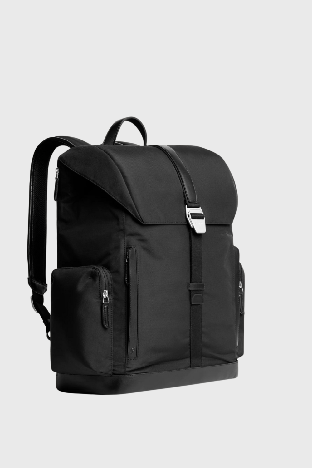 Lush Collective | Carl Friedrik Traverse Backpack Angle