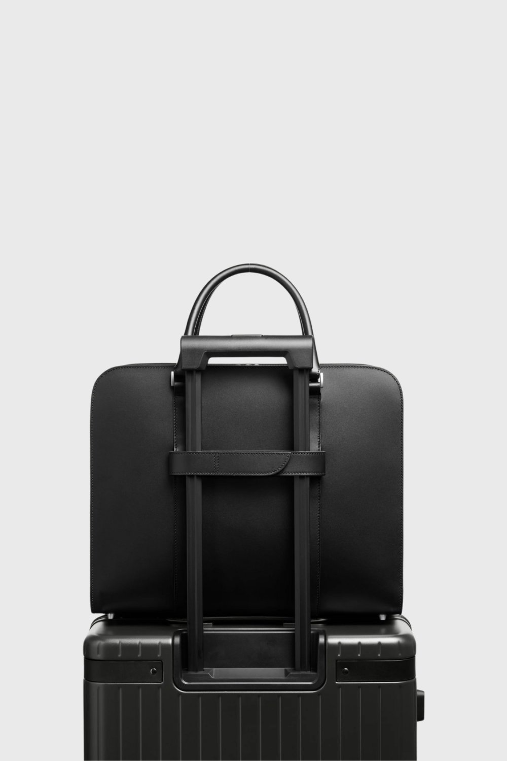 Lush Collective | Carl Friedrik Smart Holder Black