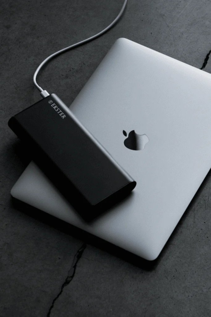 Lush Collective | Ekster Laptop Powerbank