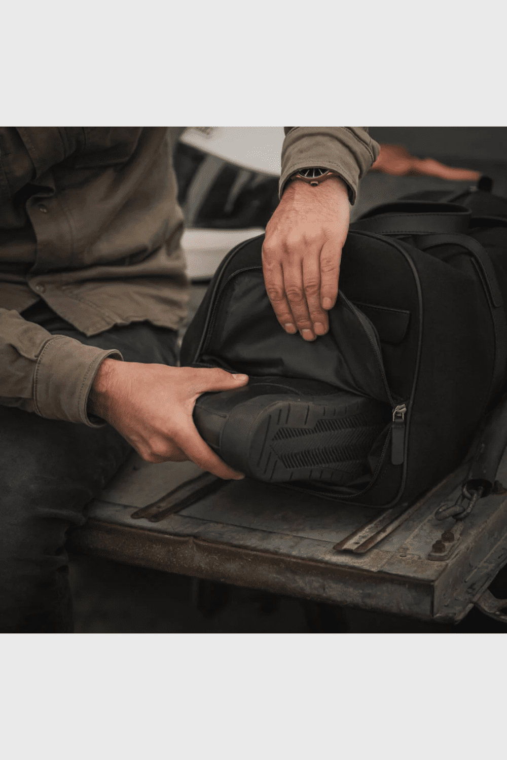 Lush Collective | Ekster Travelteq Weekender Bag - Shoe Compartment