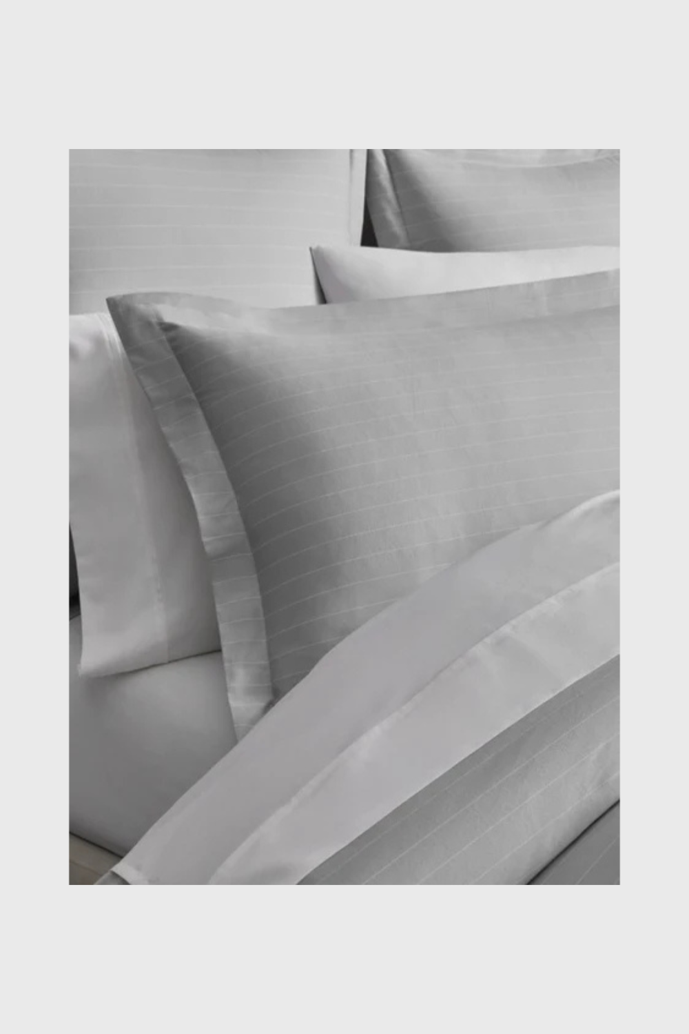 Lush Collective | Four Seasons at Home Banyan Duvet Cover Set - Detail