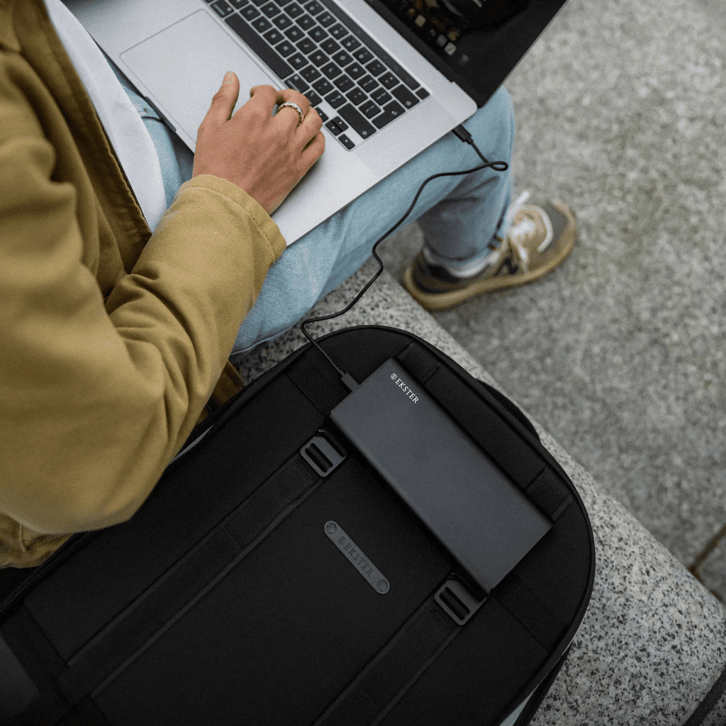 Lush Collective | Shop Powerbanks from Ekster