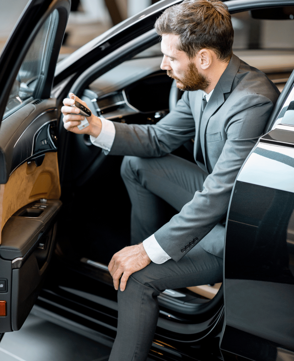 Lush Collective | The Wanderlust Blog - The Complete Guide to Renting a Car on Expedia