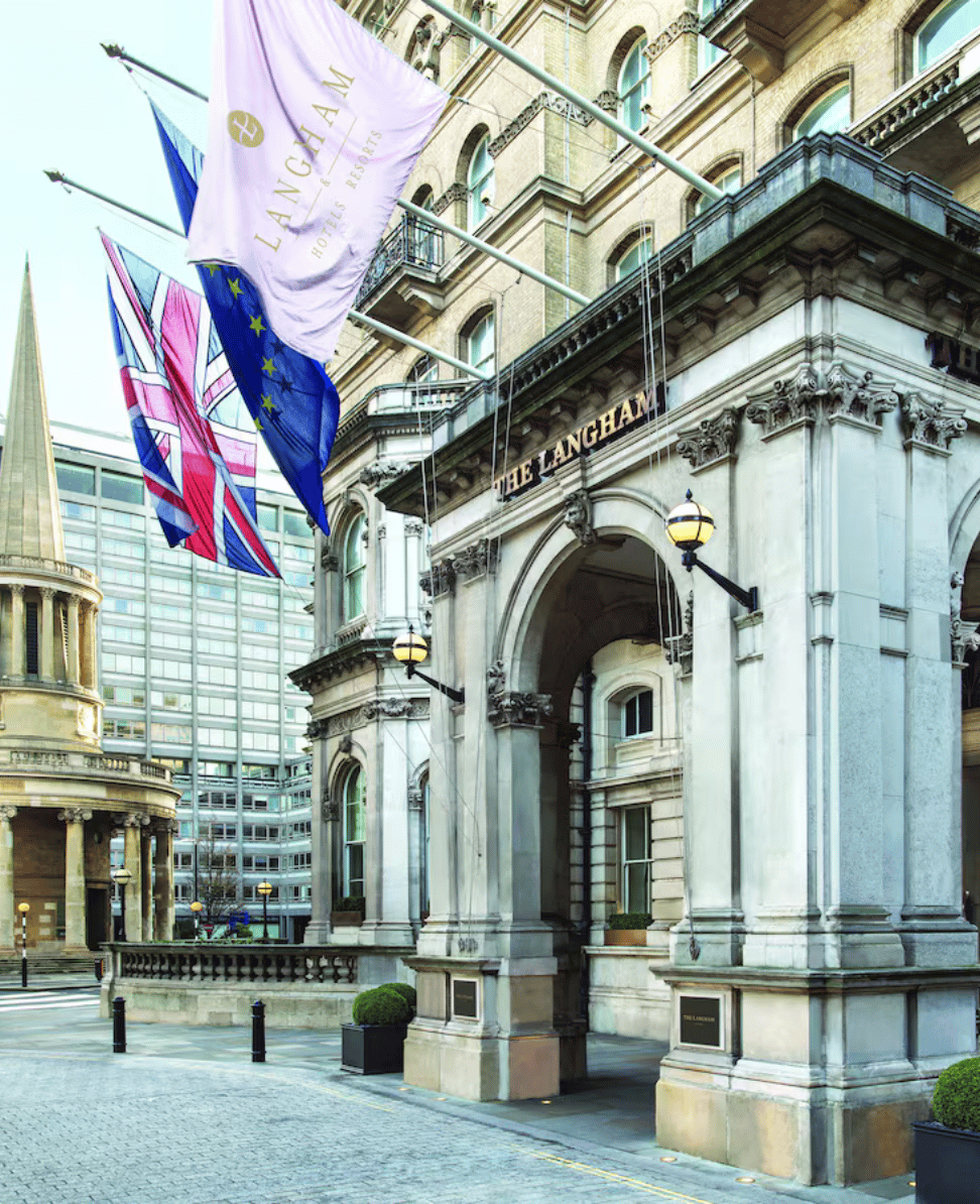 Lush Collective | The Wanderlust Blog - Booking Luxury Hotels on Expedia: Where Style Meets Savings
