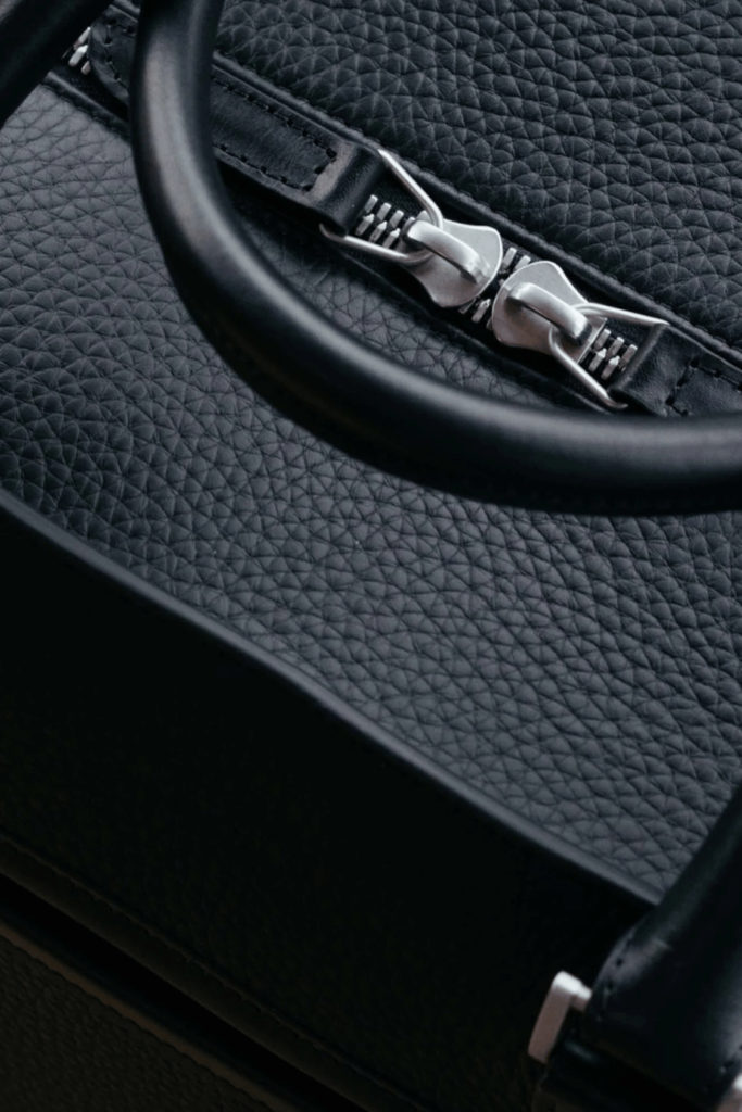 Lush Collective | Carl Friedrik Materials - Grained Leather