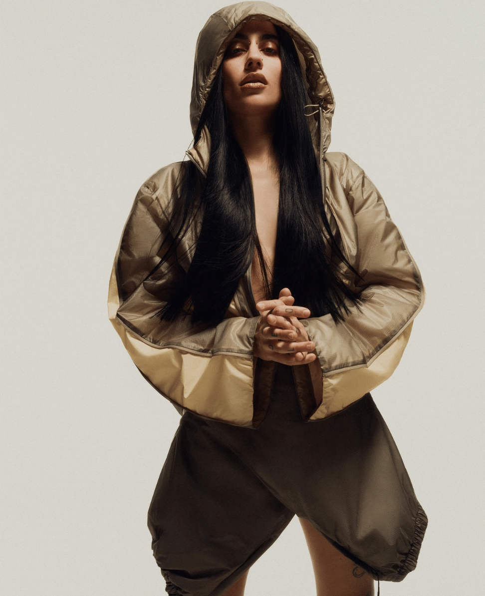 Lush Collective | The RAINS Women’s Collection: Waterproof Jackets, Tops & Travel-Ready Styles