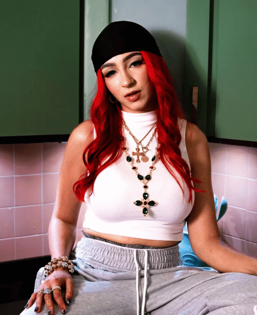 Lush Collective | Discover De La Rose: Latin Music’s New Voice Behind the Hit “Los Fin De”