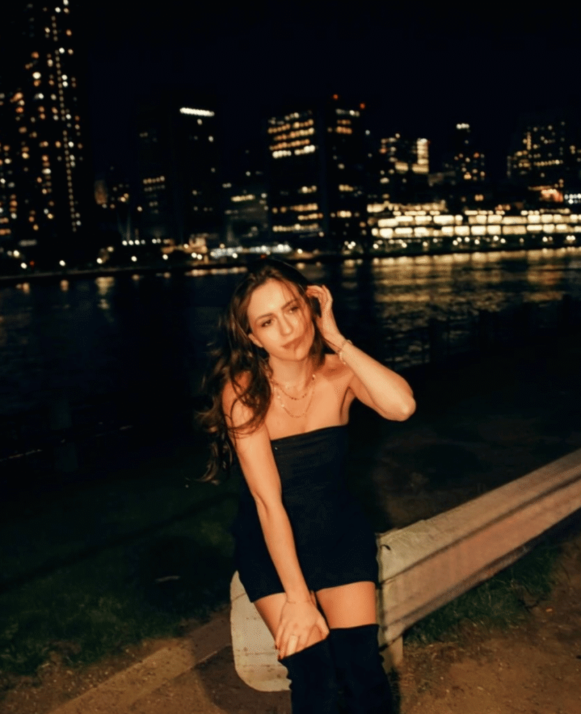 Lush Collective | Alexa Kate - The Look That Matches the Mood