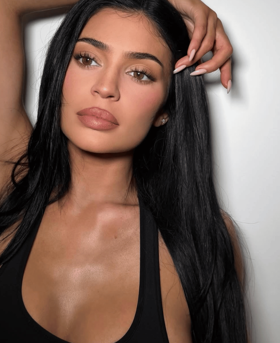 The Power of a Perfect Pout: Kylie Cosmetics Lip Collection Review