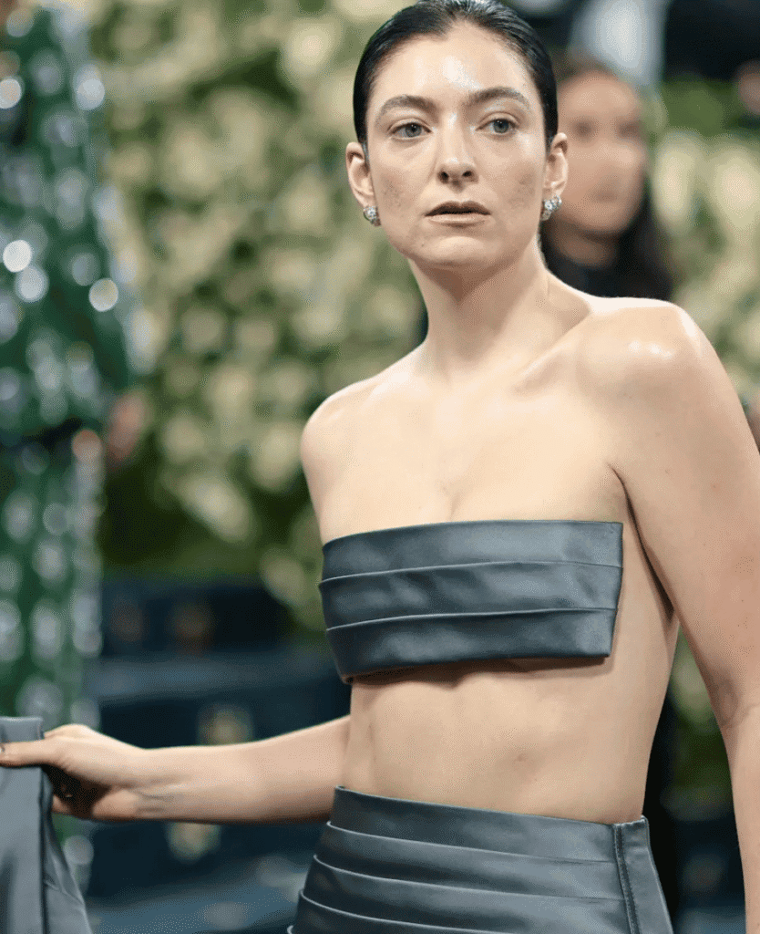 Lush Collective | Lorde Illuminated: A Journey Through Her Sound, Style & Bold New Era - Red Carpet
