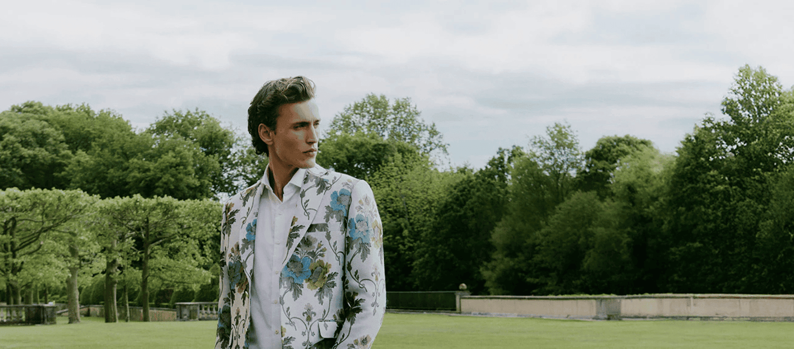 Lush-collective-fashion-model-park-outdoor-ensemble.jpg.